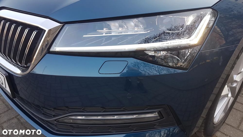 Skoda Superb 1.5 TSI Ambition DSG - 33