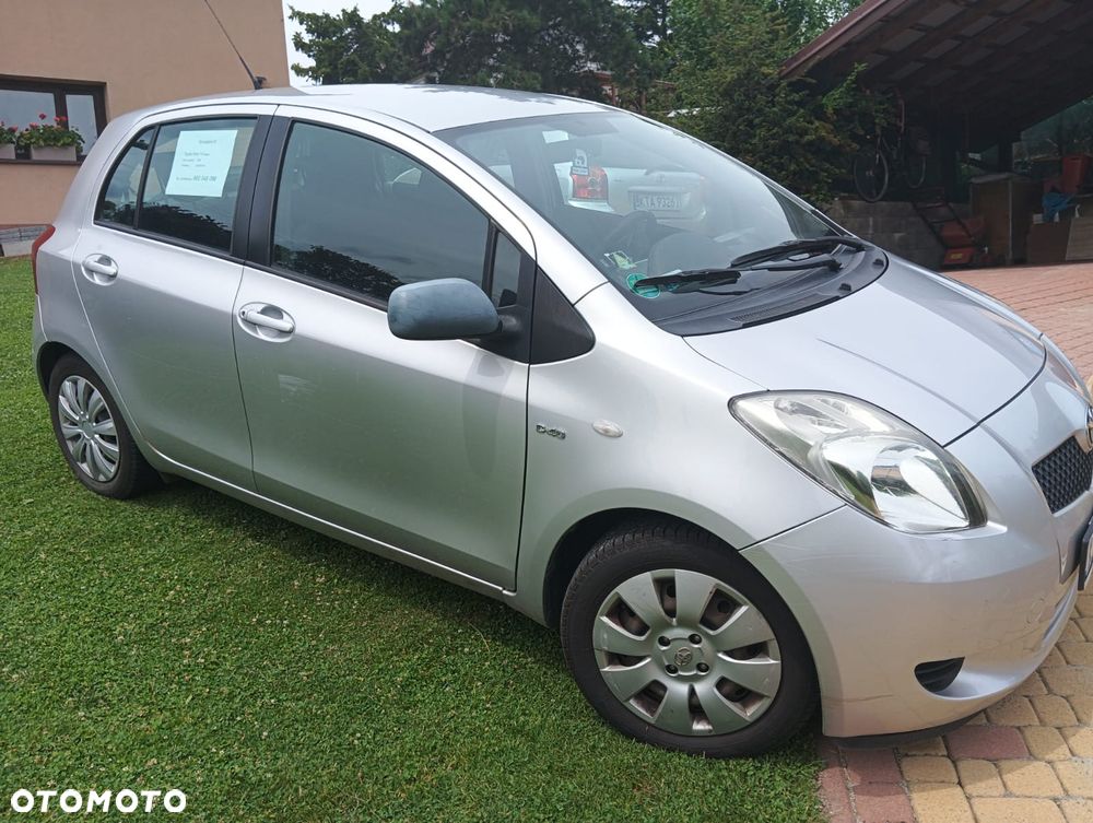 Toyota Yaris - 9