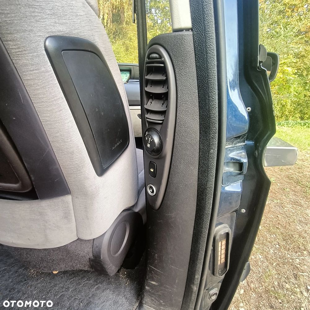 Citroën C8 2.2 Exclusive - 32