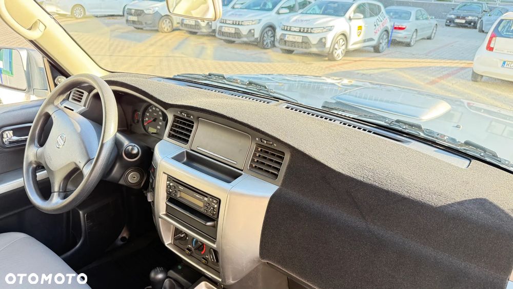 Nissan Patrol 2005 photo 5