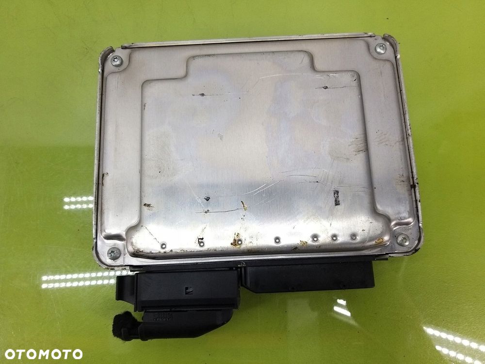 Komputer sterownik silnika Audi A4 B6 8E 2000-2004 1,9 TDI 038906019LF - 3