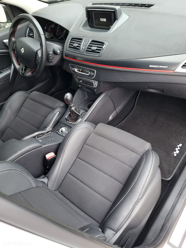 Renault Megane GT 220 - 34