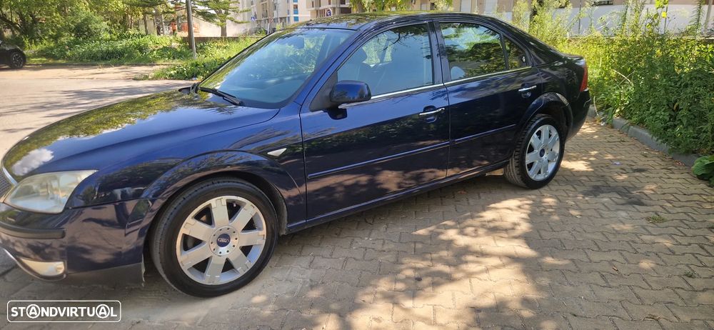 Ford Mondeo 2.0 TDCI Ghia Executive D. - 3