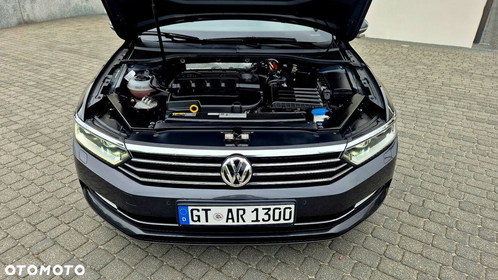 Volkswagen Passat 2.0 TDI (BlueMotion Technology) DSG Highline - 11