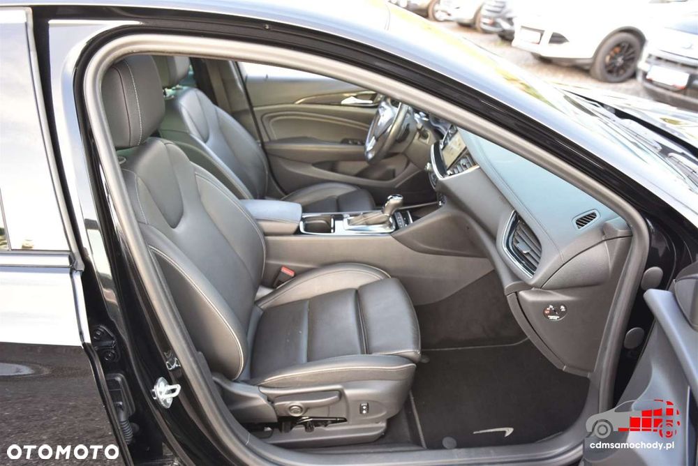 Opel Insignia - 21
