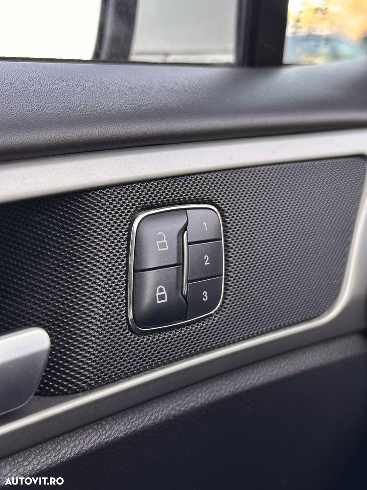 Ford Mondeo 2.0 HEV Vignale - 20