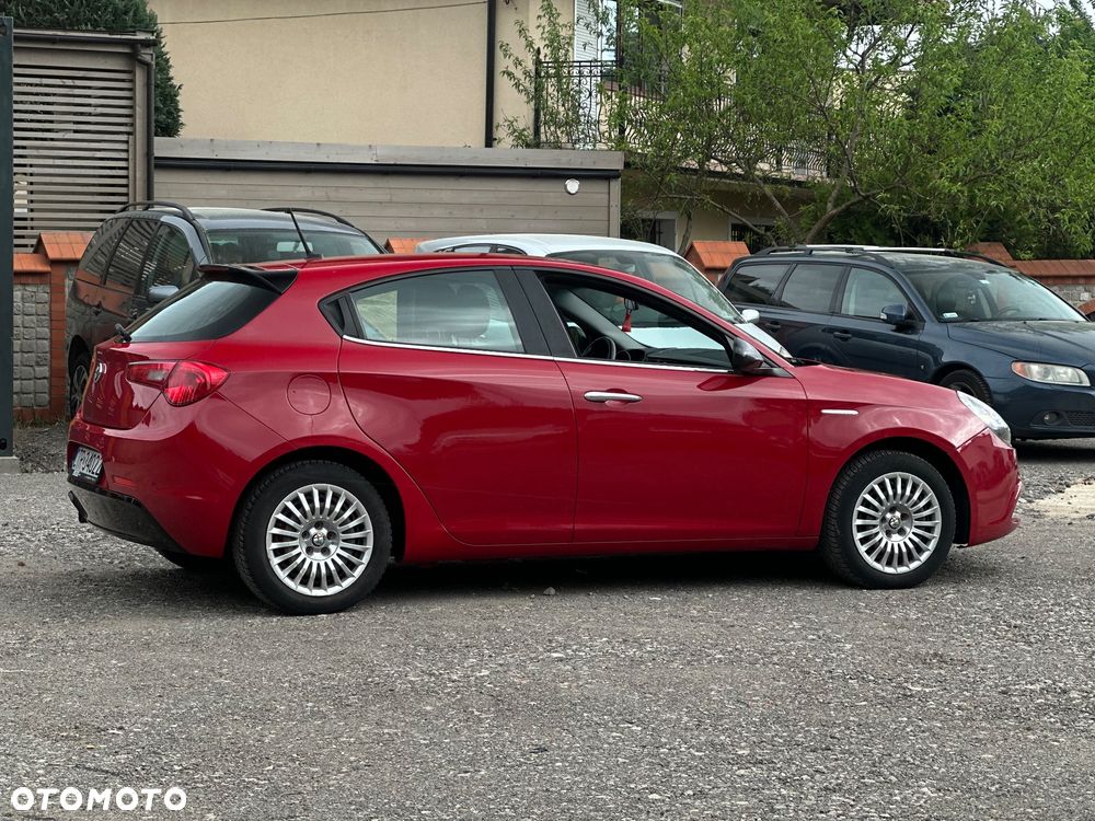 Alfa Romeo Giulietta 1.6 JTDM - 3