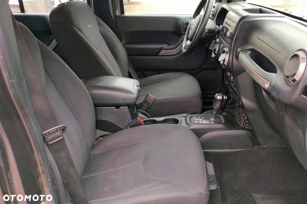 Jeep Wrangler Unlimited 3.6 Automatik X - 6