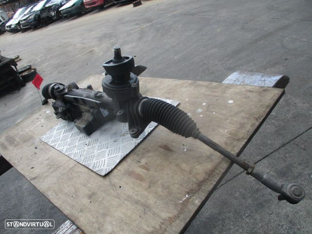 Caixa Direcao  1K1423105B 1K1423051BL 1K1909 VW GOLF 5 2005 1.9 TDI VW GOLF 5 2005 1.6I VW PASSAT 4 BREAK (3B) PHASE 2 2001 1.9TDI  130CV 5P CINZENTO - 6