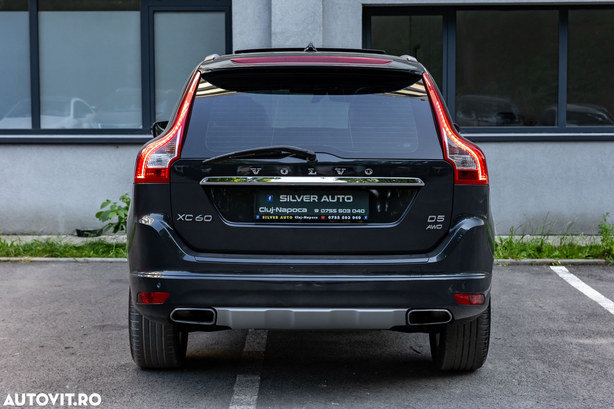 Volvo XC 60 D5 AWD Aut. Summum - 12