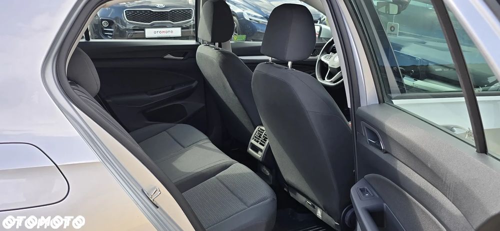 Volkswagen Golf VIII 1.0 TSI - 25