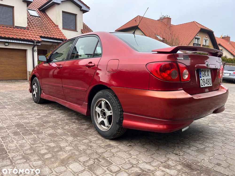 Toyota Corolla 1.8 CE - 2