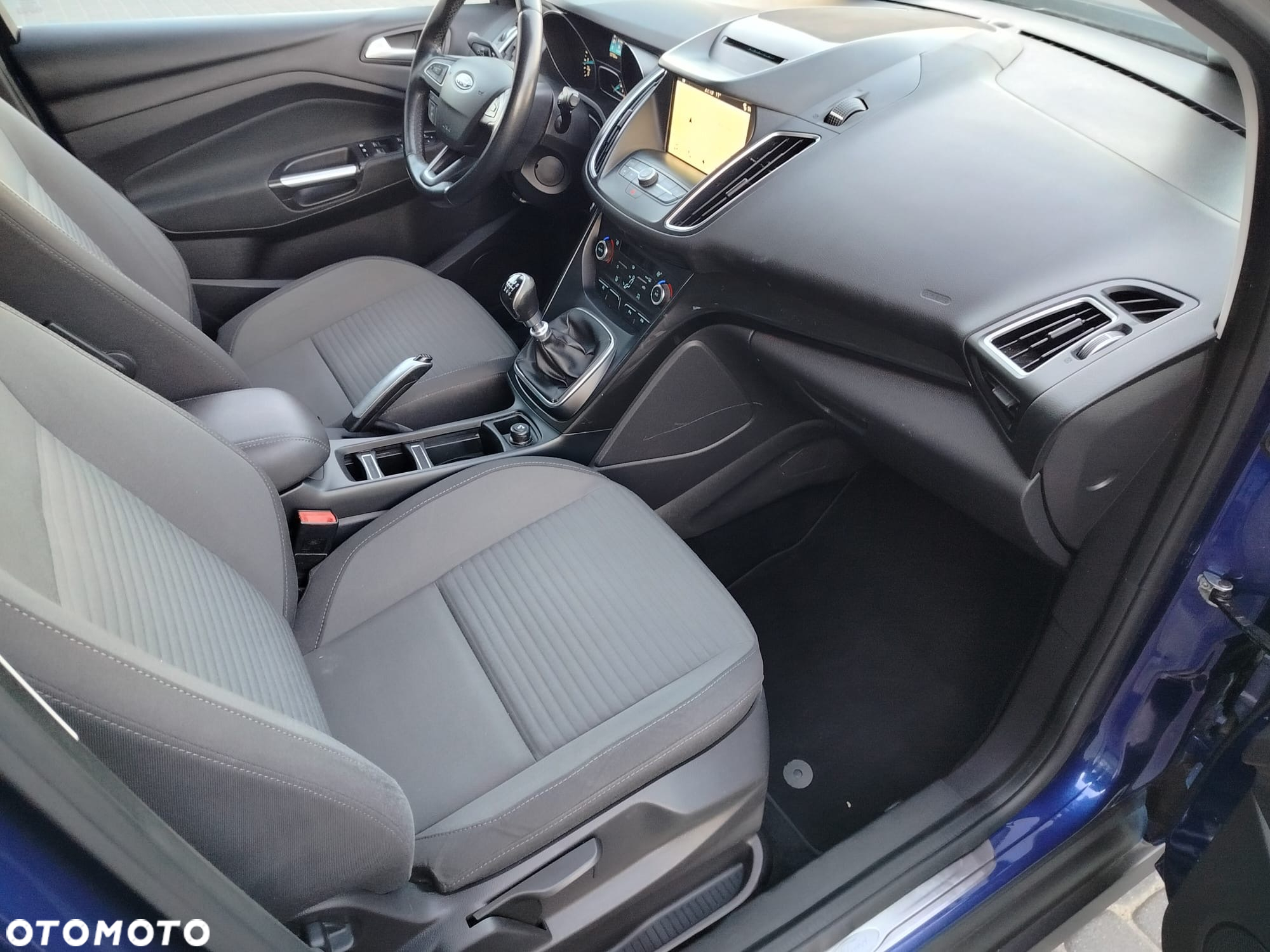 Ford Grand C-MAX 1.5 EcoBoost Start-Stopp-System Titanium - 24