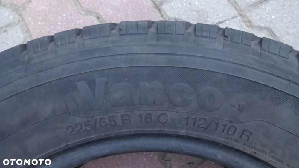 Opona letnia 4 szt. Continental Vanco 200 225/65R16 112/110 R (C) - 8