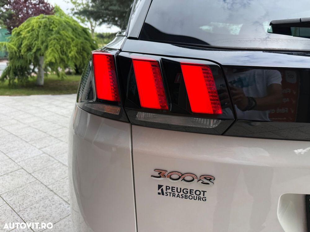 Peugeot 3008 1.2 PureTech Turbo S&S EAT6 GT-Line - 15