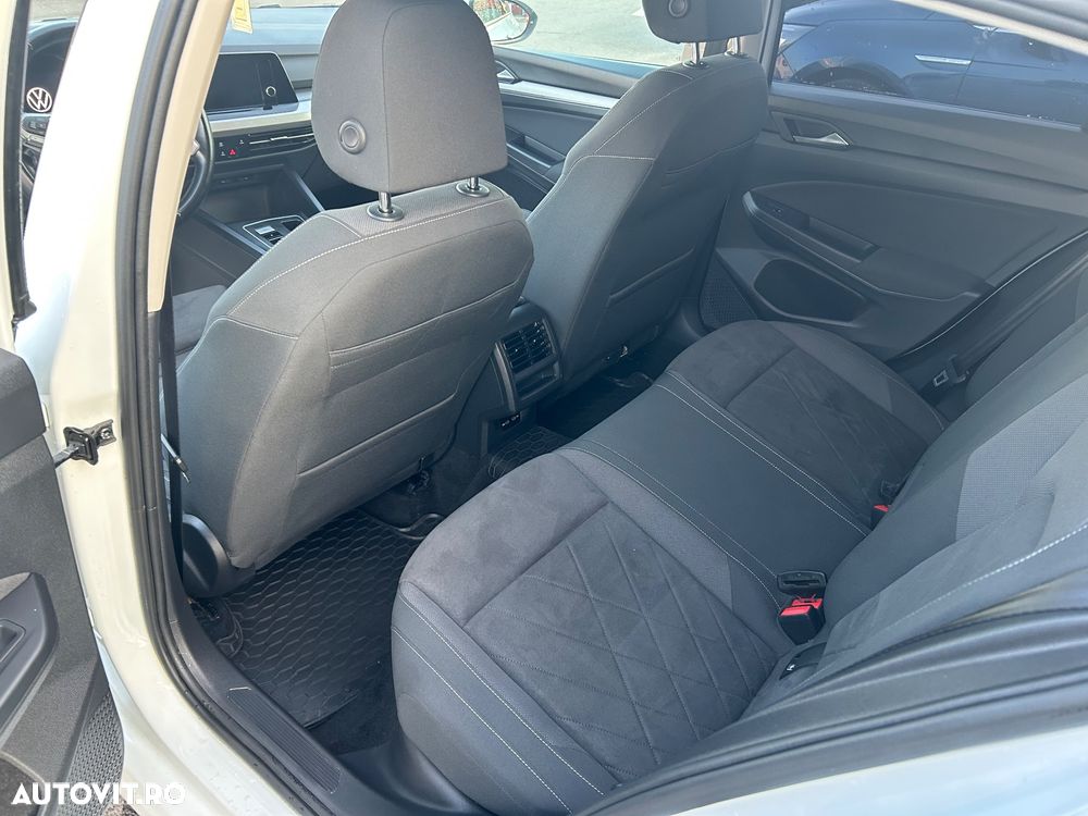 Volkswagen Golf 1.5 eTSI MHEV 150CP DSG Life - 8