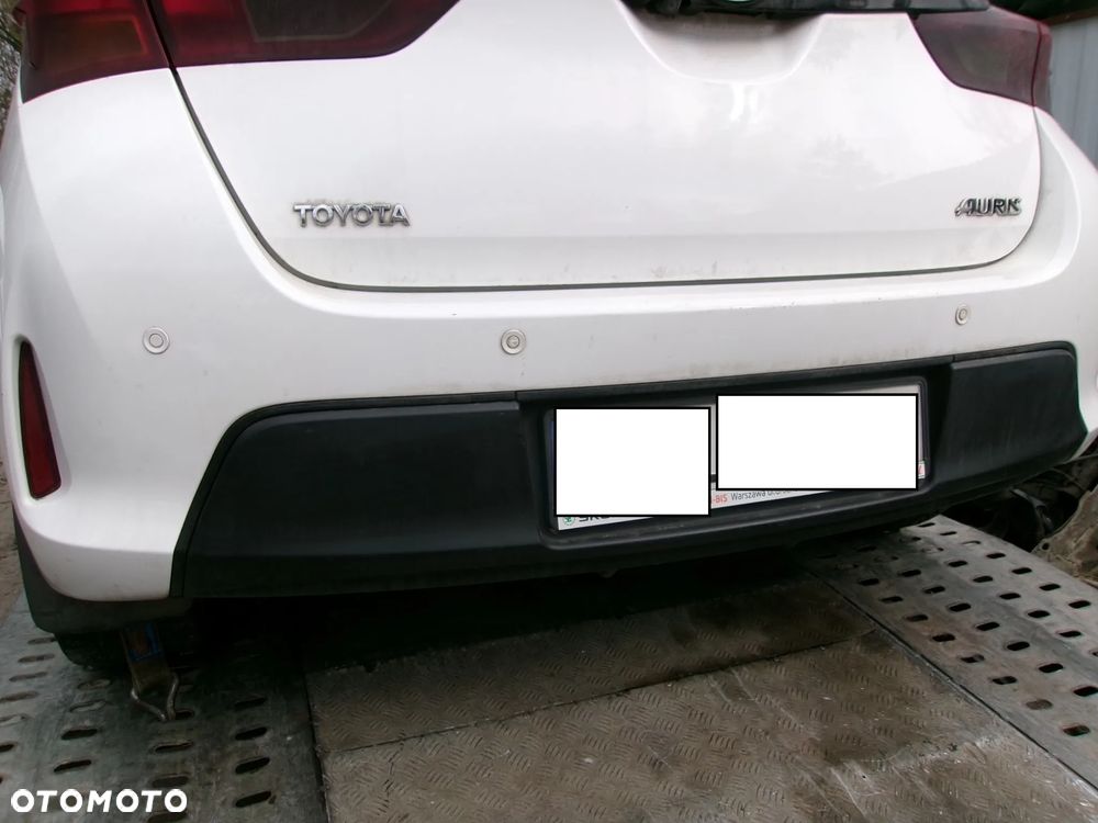ZDERZAK TYŁ TOYOTA AURIS II  HB 040 12-15 - 1