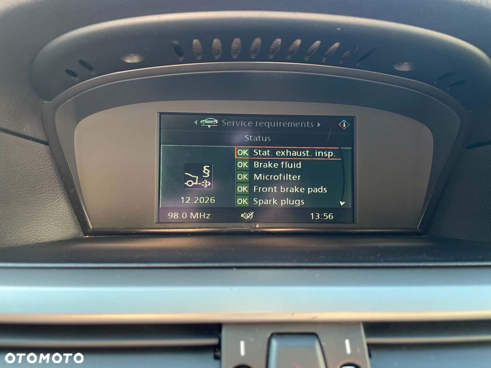 BMW Seria 5 520i - 15