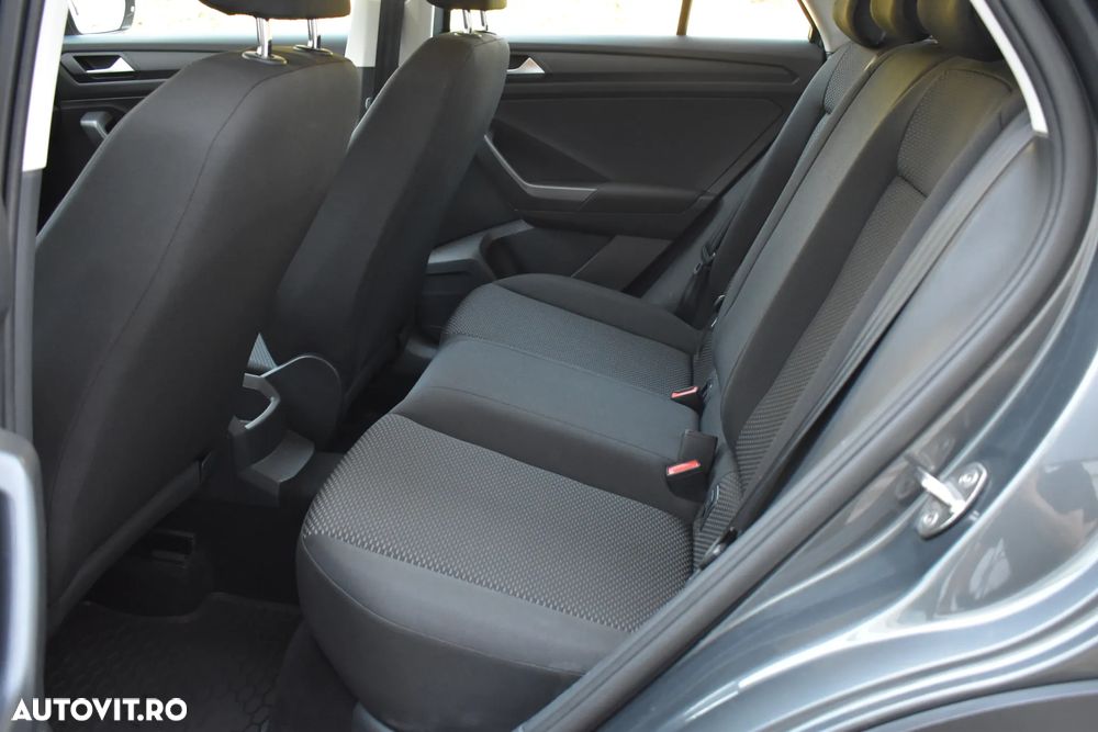 Volkswagen T-Roc 1.6 TDI Base - 7