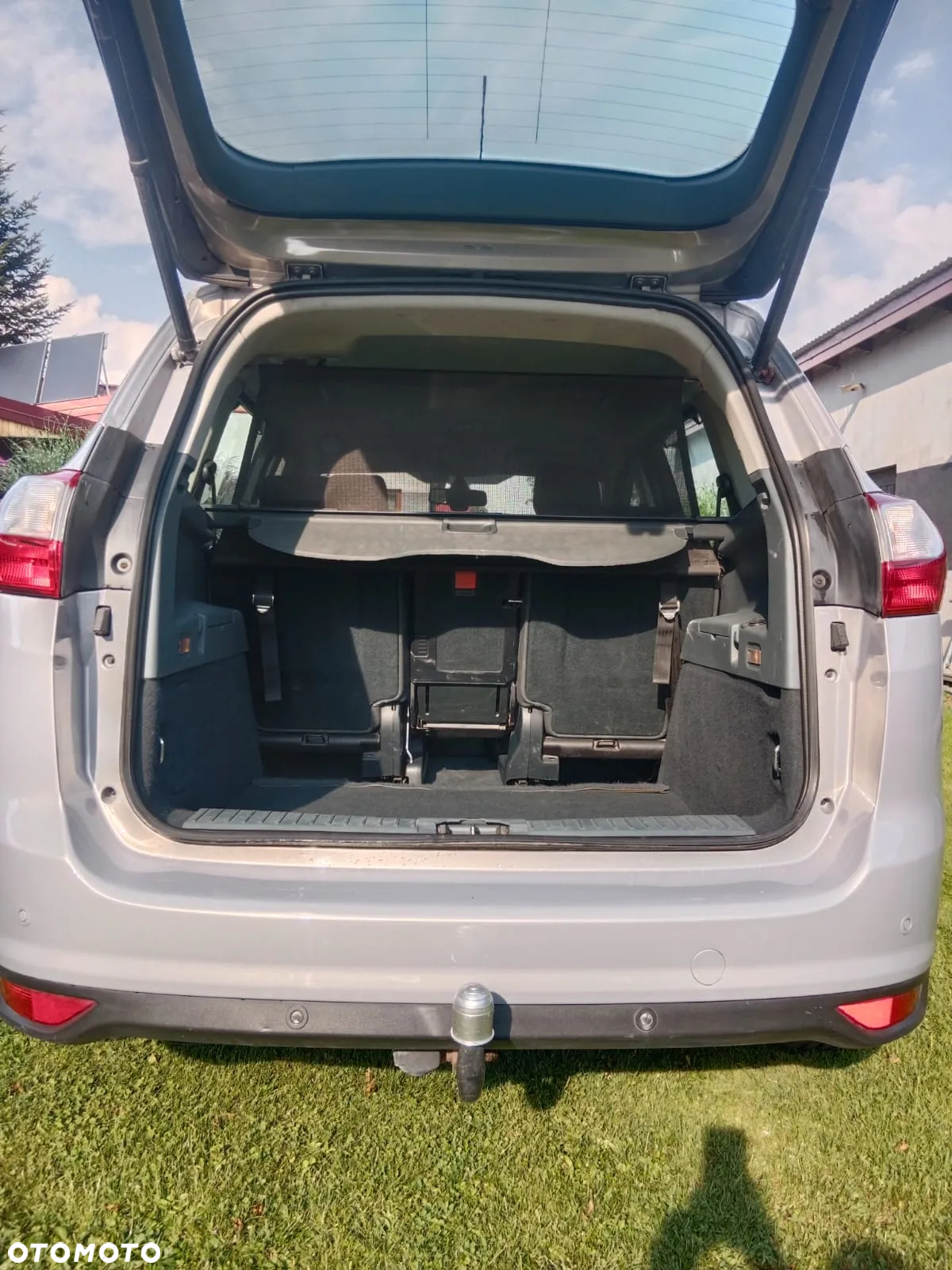 Ford Grand C-MAX - 8