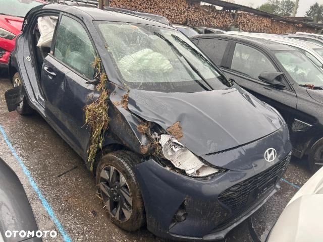 Hyundai i10 1.2 Smart AMT - 6