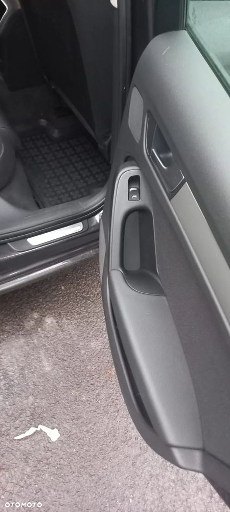 Audi A4 Avant 2.0 TDI - 16