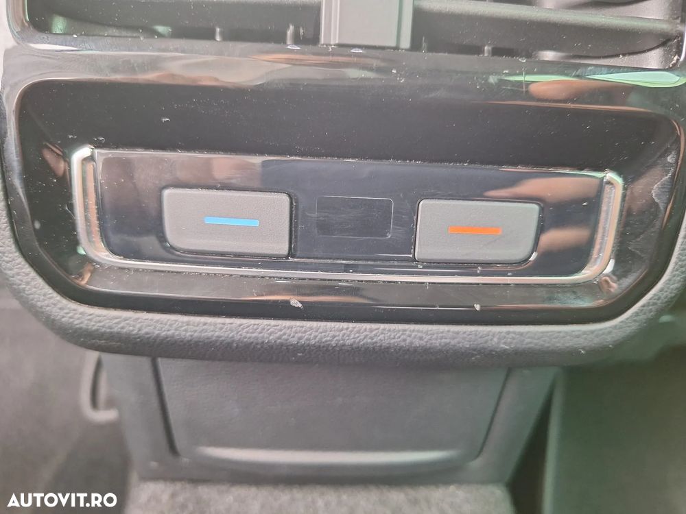 Volkswagen Passat - 20