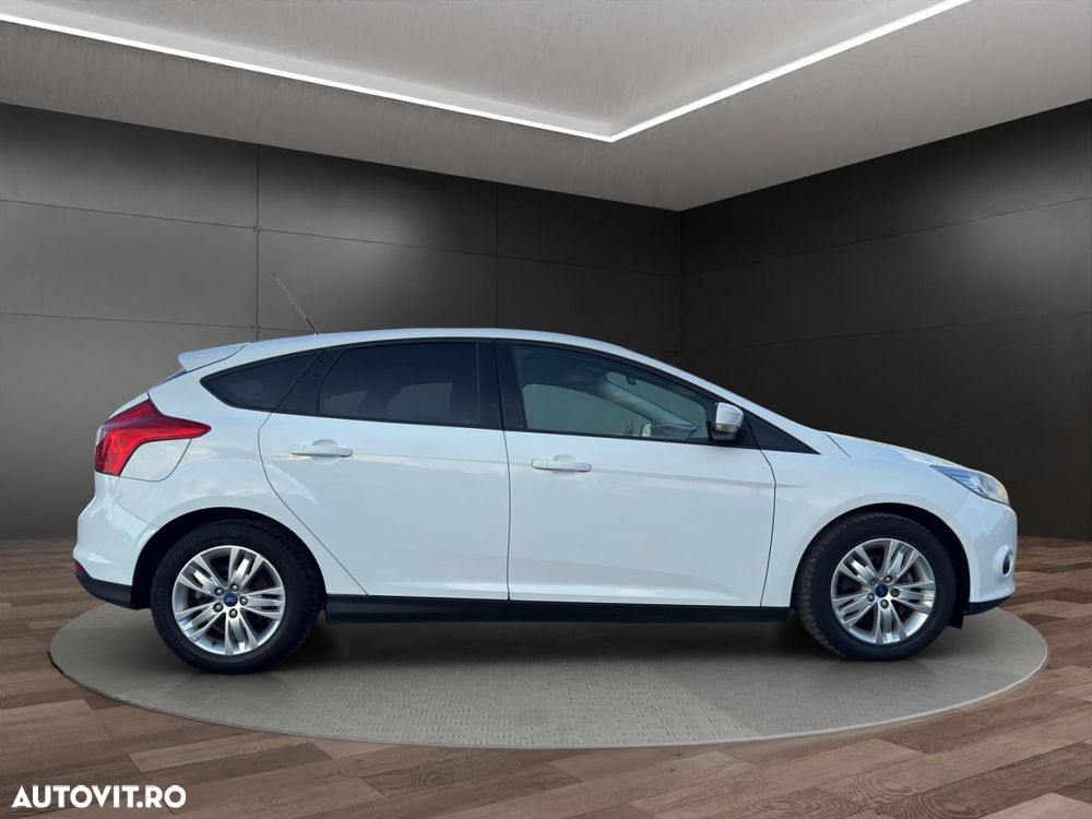 Ford Focus - 17