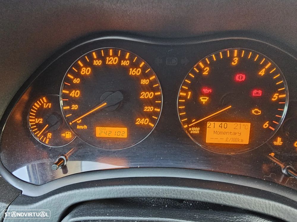 Toyota Avensis SW 2.0 D-4D Sol+GPS - 10