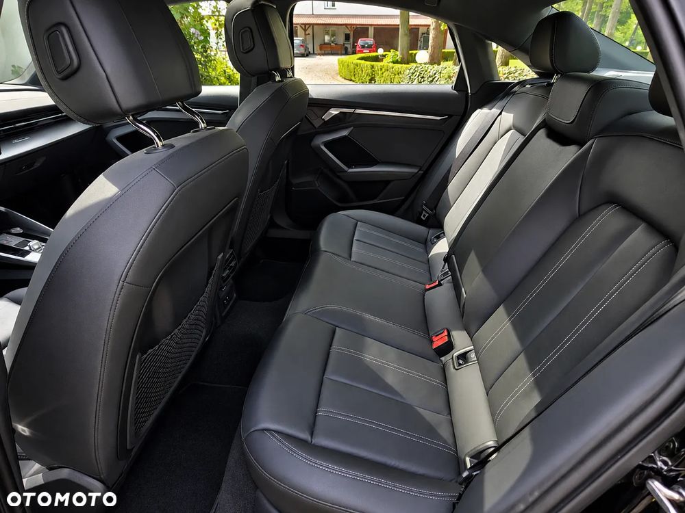 Audi A3 Limousine 40 TFSI quattro S tronic advanced - 10