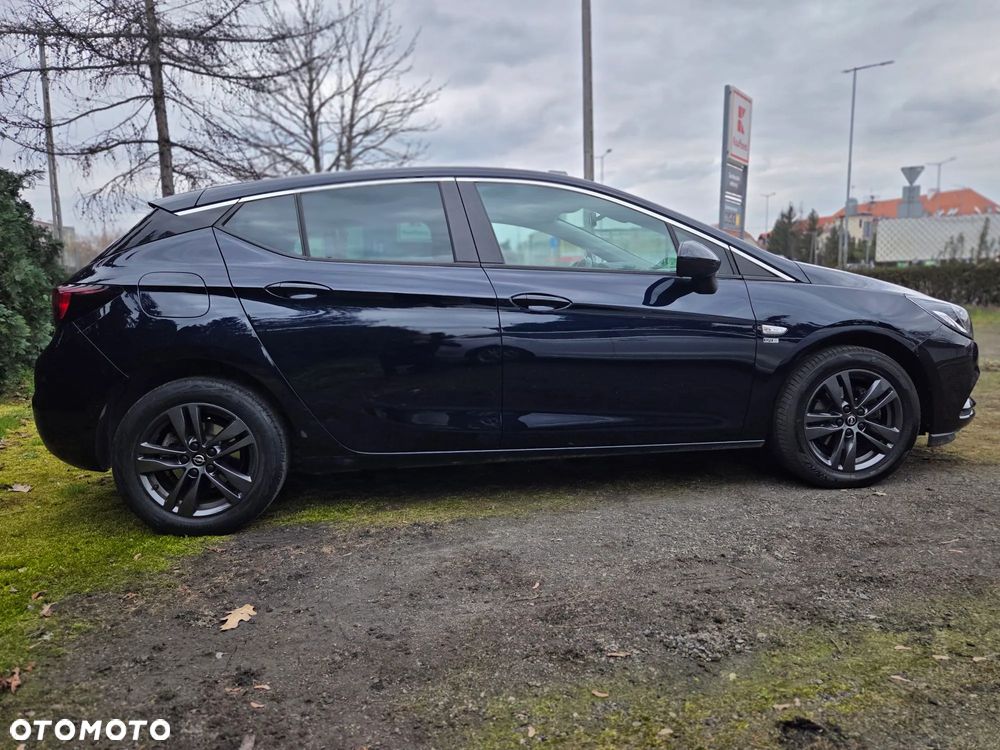 Opel Astra 1.0 Turbo Start/Stop 120 Jahre - 11