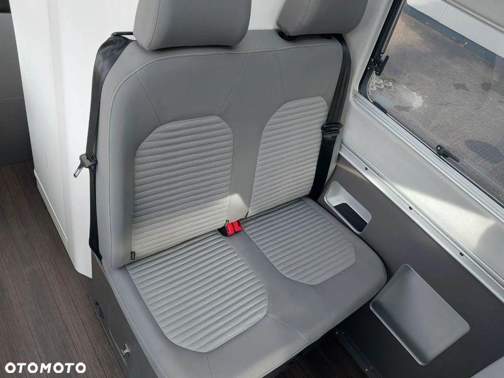 Volkswagen Grand California - 11