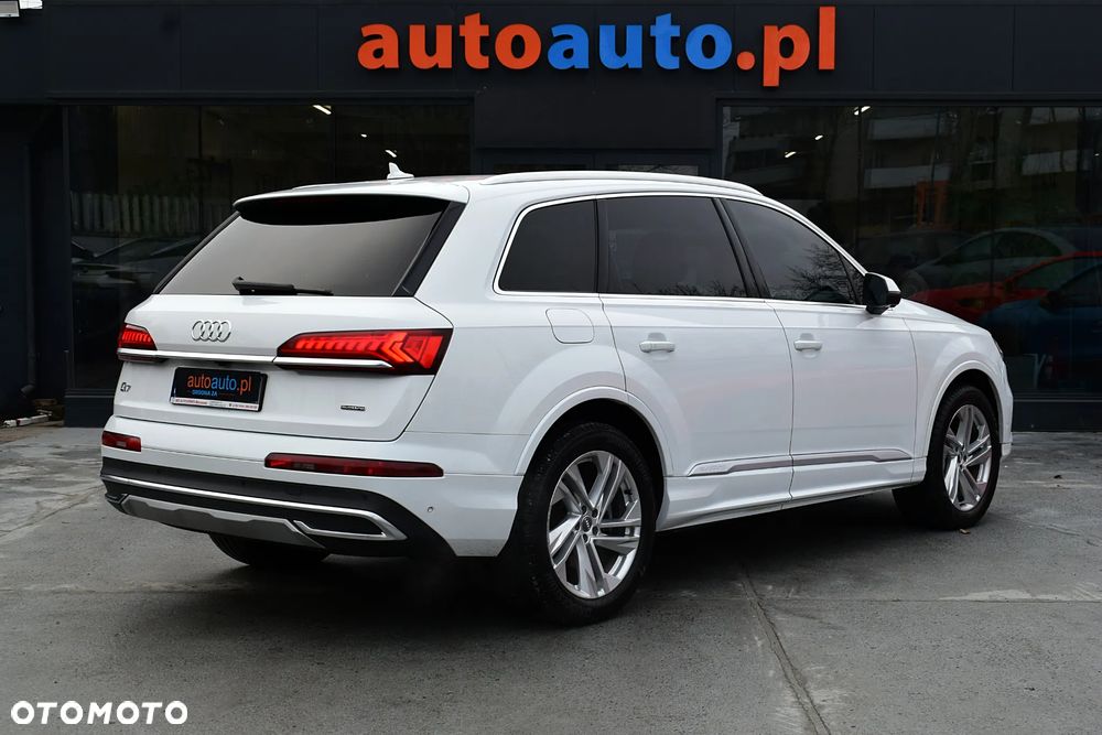 Audi Q7 55 TFSI quattro tiptronic S line - 28