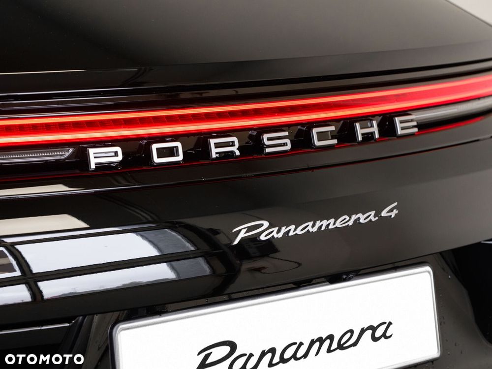 Porsche Panamera - 13