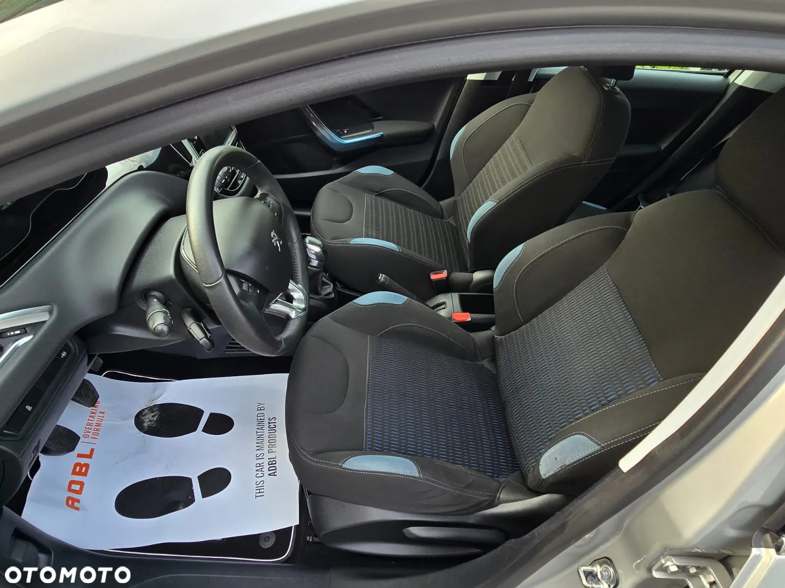 Peugeot 208 PureTech 82 Urban Move - 13