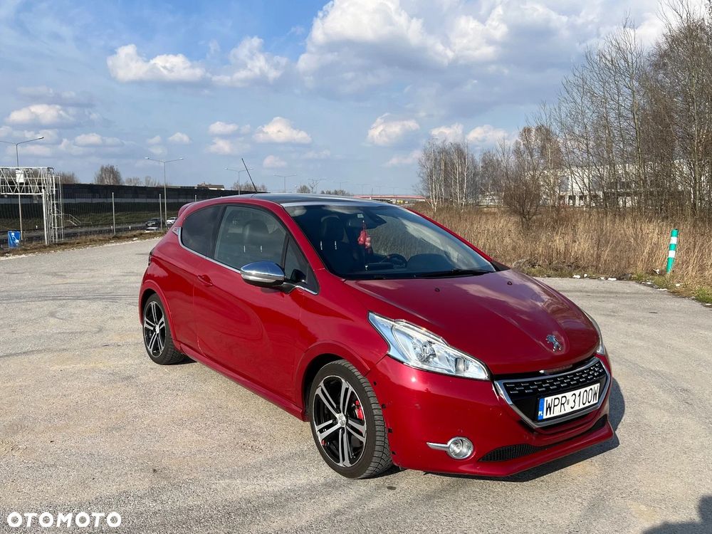 Peugeot 208 1.6 THP GTi - 8