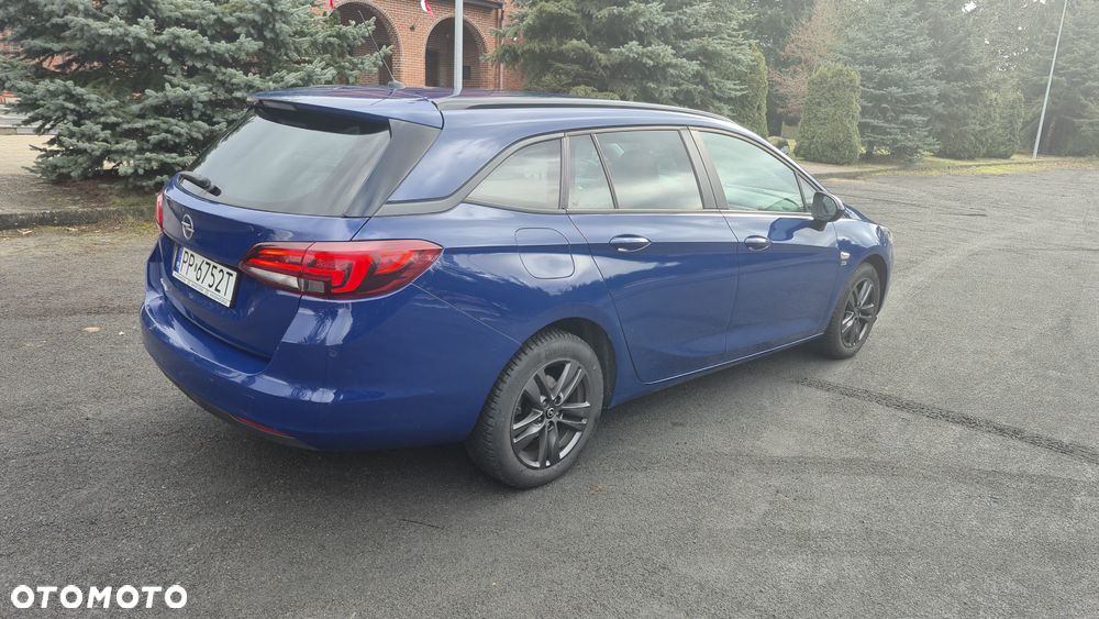 Opel Astra 1.4 Turbo 120 Jahre - 5