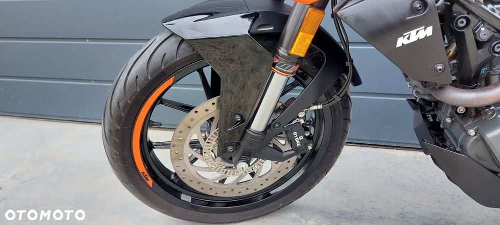 KTM Duke - 8