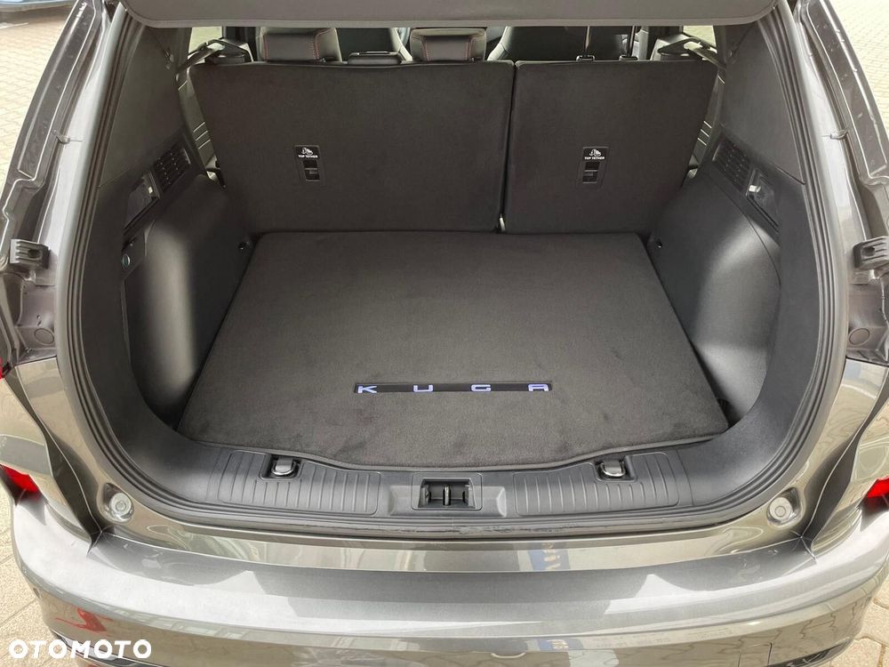 Ford Kuga - 26