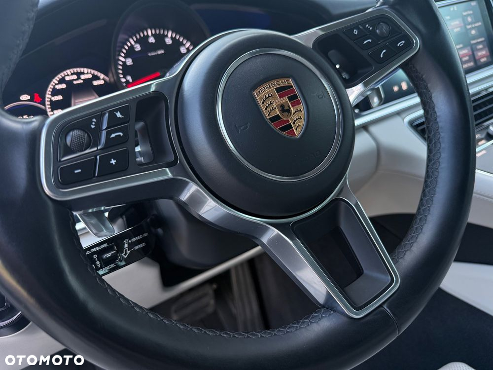 Porsche Panamera 4 Executive - 8