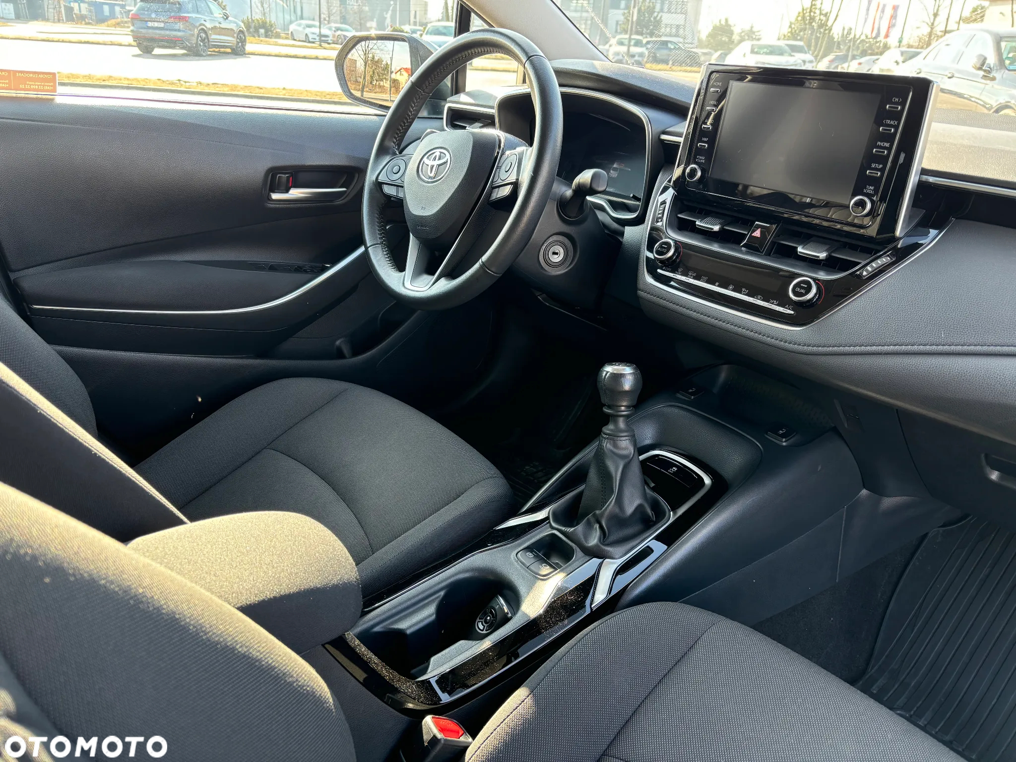 Toyota Corolla 1.6 Comfort - 23