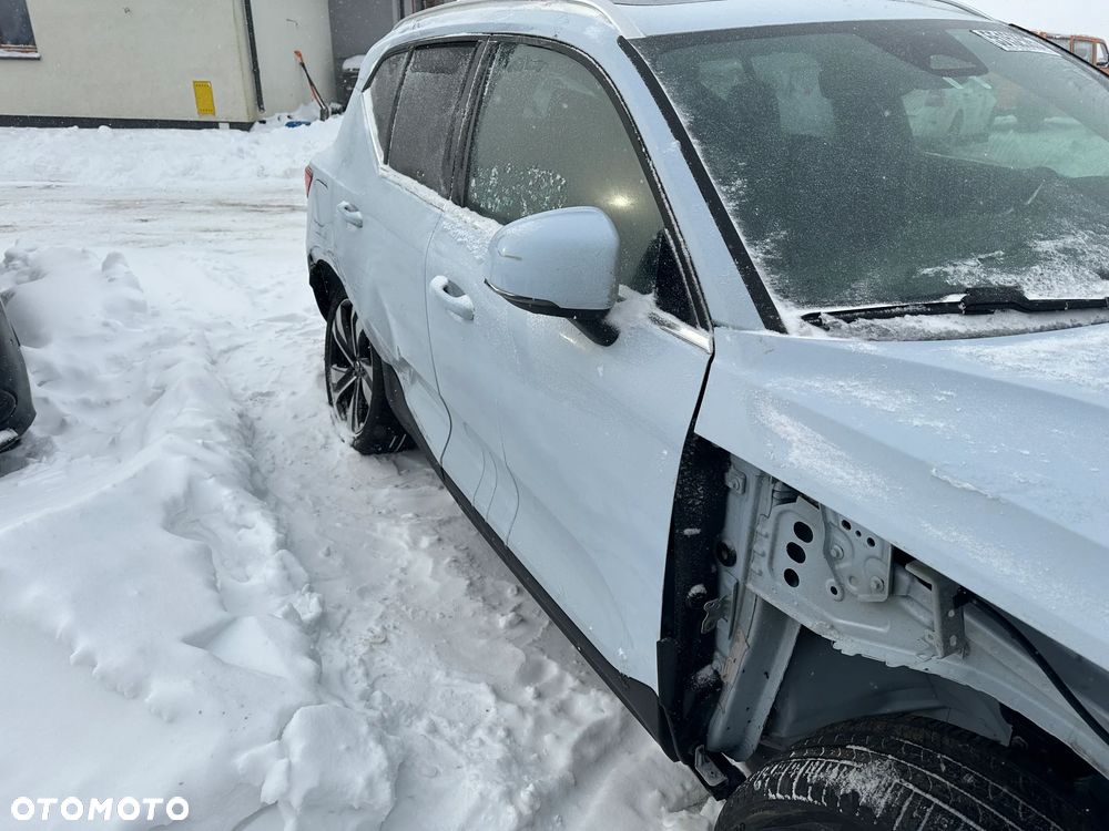 Volvo XC 40 - 11