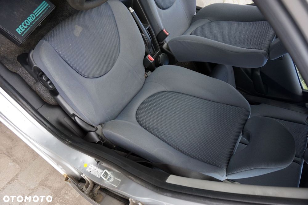 HONDA JAZZ II HB 2006 NH700M 1.2 8V L12A1 78KM SREBRNY na części - 19