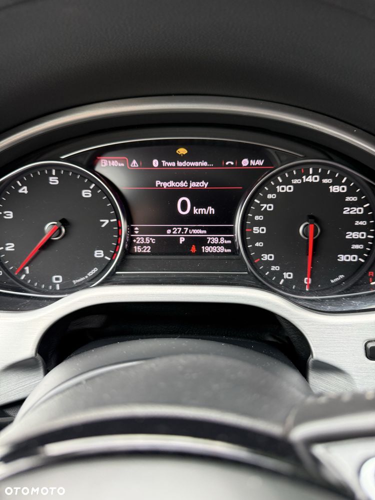 Audi A8 - 2