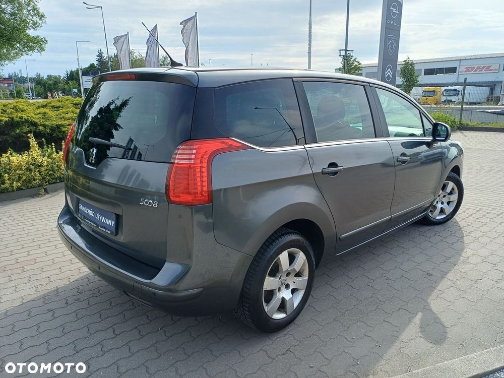 Peugeot 5008 2.0 HDi Allure 7os - 6
