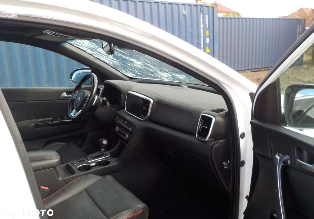 Kia Sportage - 15