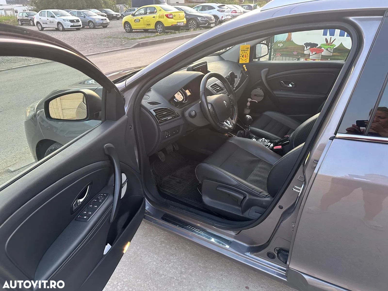 Renault Megane ENERGY TCe 130 BOSE EDITION - 13