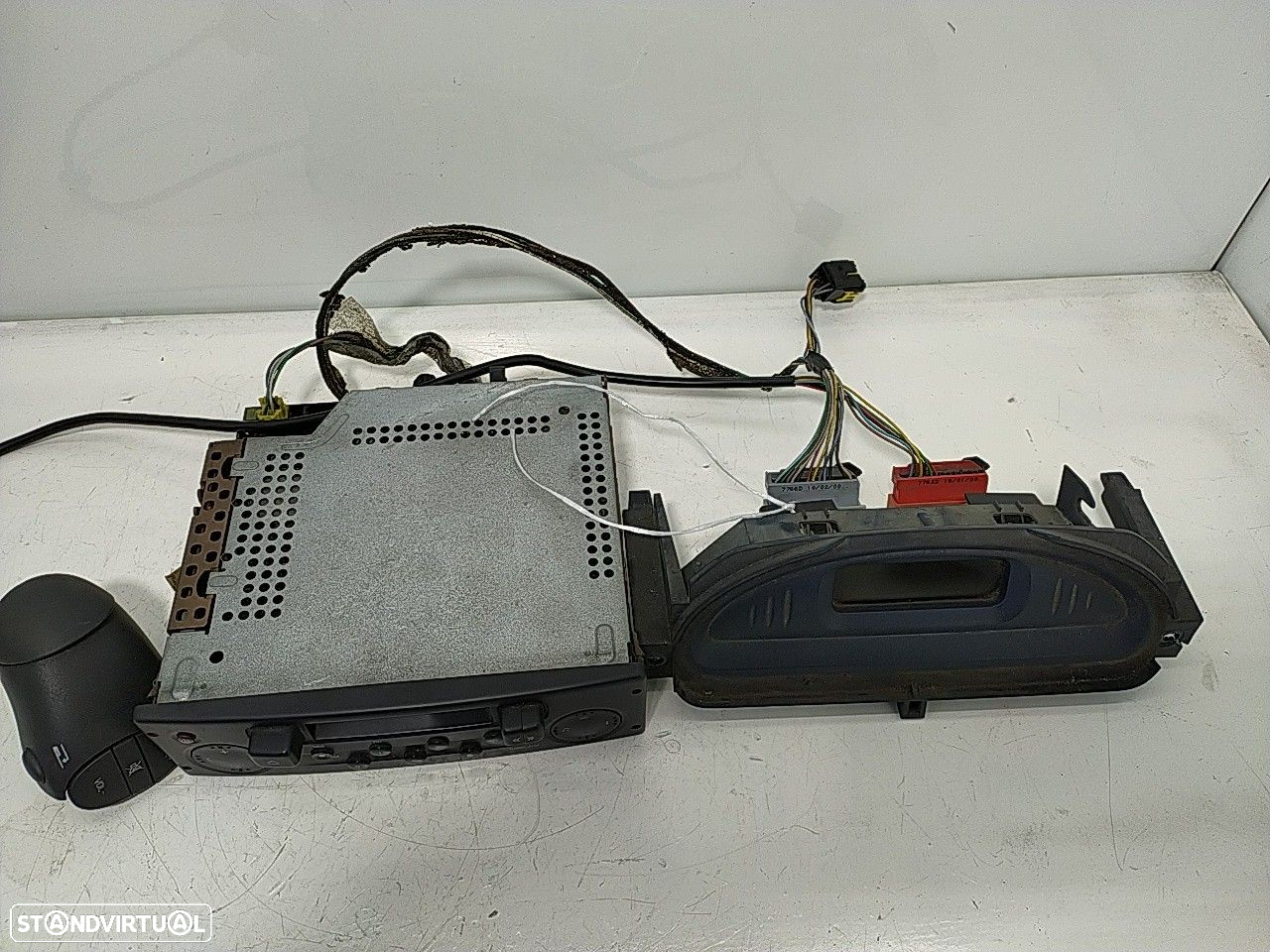 Auto Radio Cassete Renault Clio Ii Caixa (Sb0/1/2_) - 2