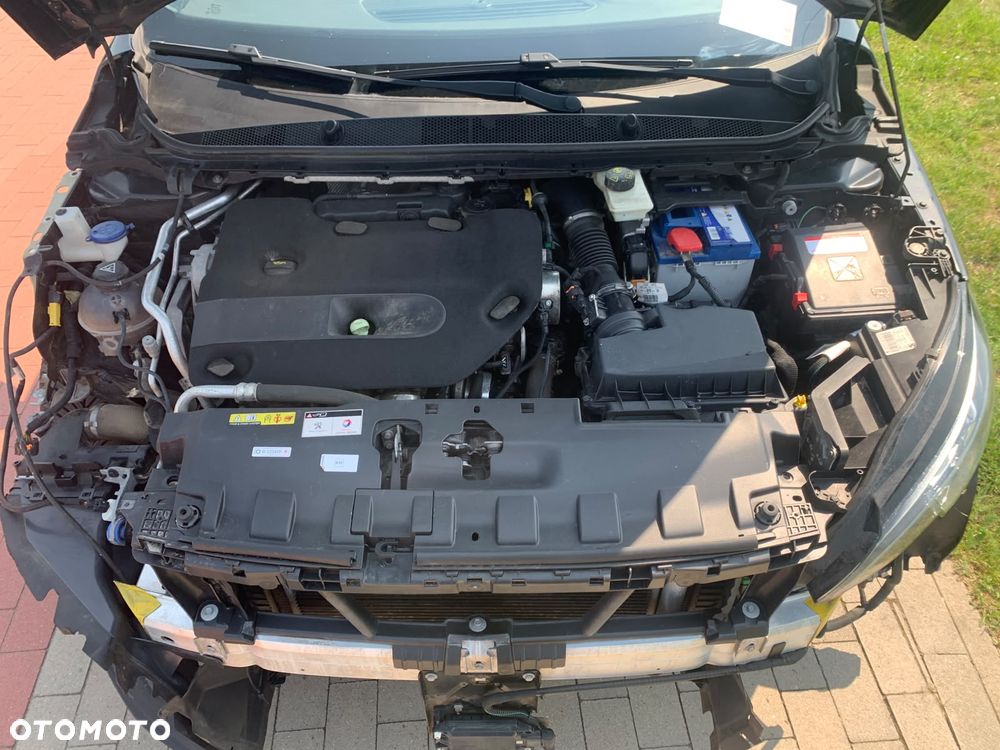 Peugeot 308 BlueHDi FAP 180 EAT8 Stop & Start GT - 11