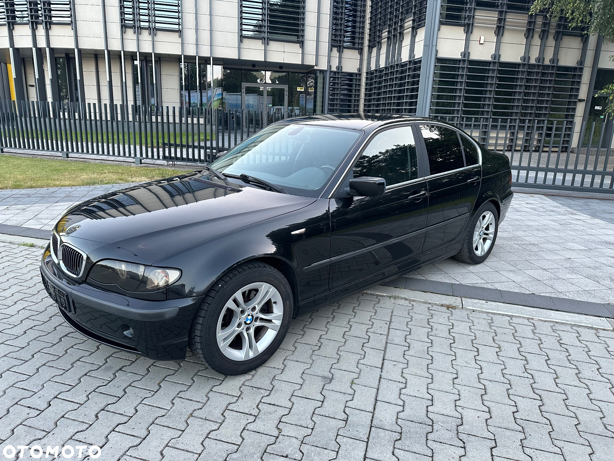 BMW Seria 3 325i - 3